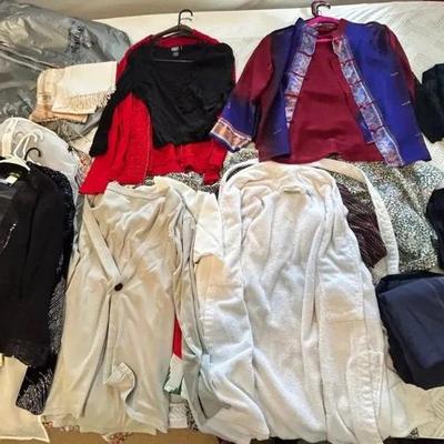EAT164 - Women’s Clothing Mystery Lot
