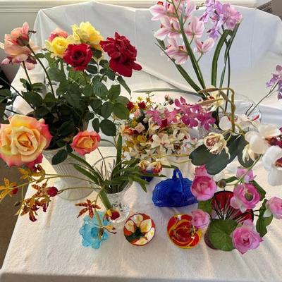 EAT062 - Assorted Glass & Crystal Vase with Faux Flower Arrangements