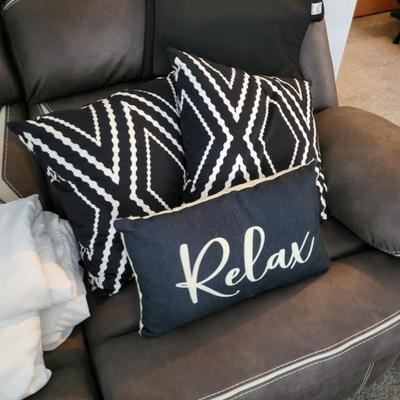 Sale Photo Thumbnail #11