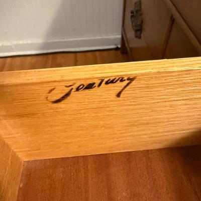 Sale Photo Thumbnail #23