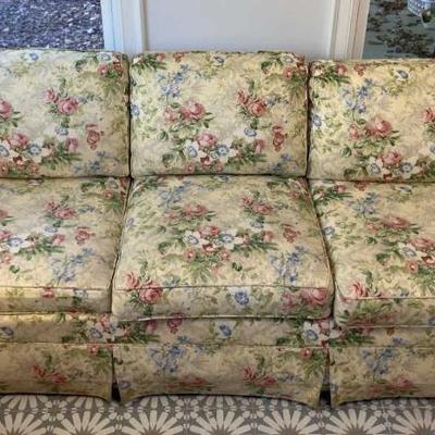 Sale Photo Thumbnail #410