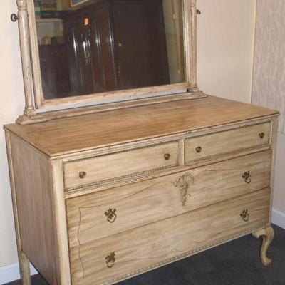 Sale Photo Thumbnail #105