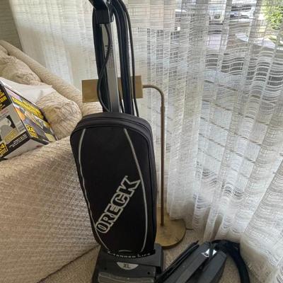 Sale Photo Thumbnail #337