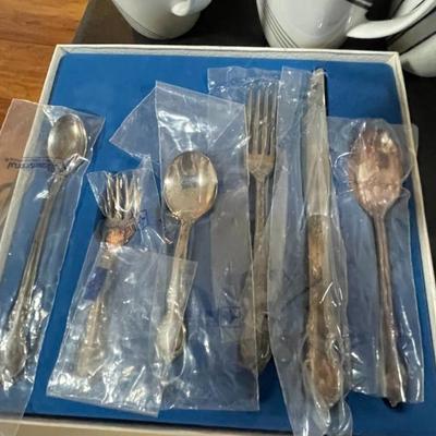 Sale Photo Thumbnail #194