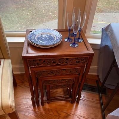 Sale Photo Thumbnail #12: Nesting tables