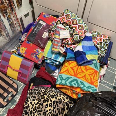 Sale Photo Thumbnail #170