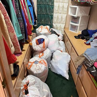 Sale Photo Thumbnail #86