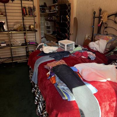 Sale Photo Thumbnail #104