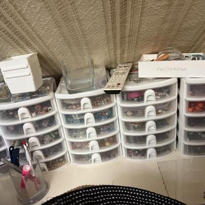 Sale Photo Thumbnail #154