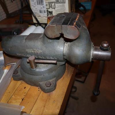 Sale Photo Thumbnail #84