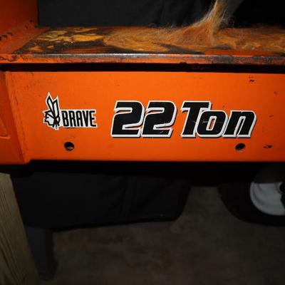 Sale Photo Thumbnail #17