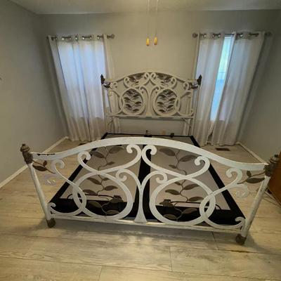 Rustic King Bed 