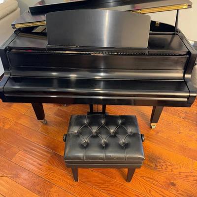 Yamaha Baby Grand Piano