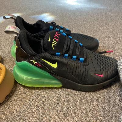 Sale Photo Thumbnail #495