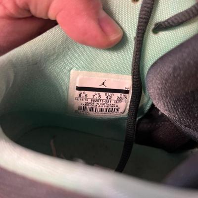 Sale Photo Thumbnail #490