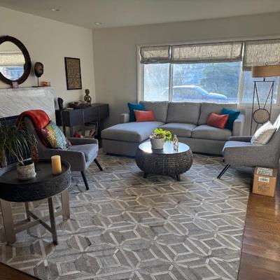 Sale Photo Thumbnail #17