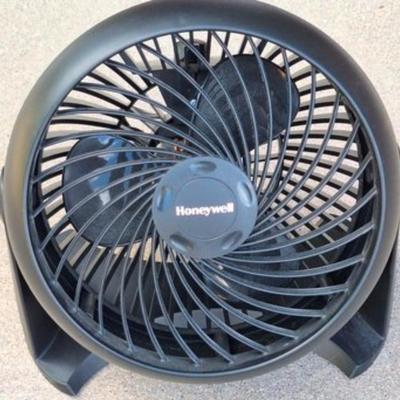 Sale Photo Thumbnail #110