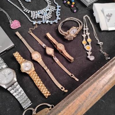 Sale Photo Thumbnail #154