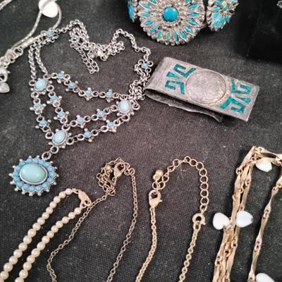 Sale Photo Thumbnail #155