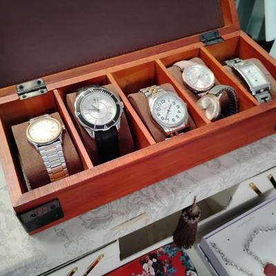 Sale Photo Thumbnail #156