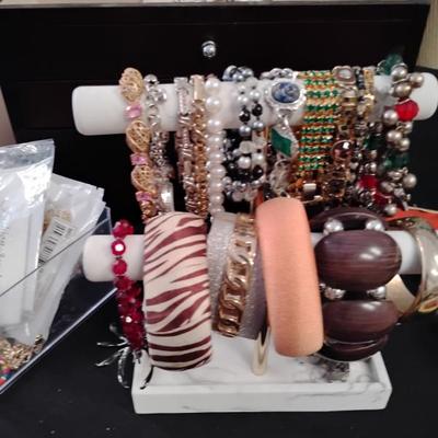 Sale Photo Thumbnail #178