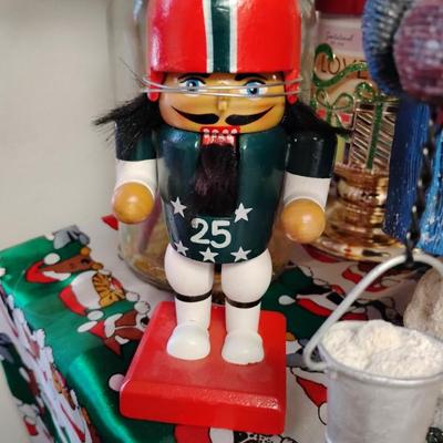 Sale Photo Thumbnail #198