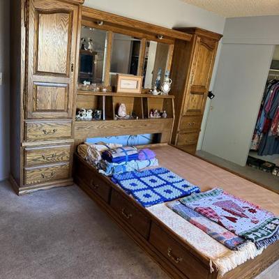 Sale Photo Thumbnail #212