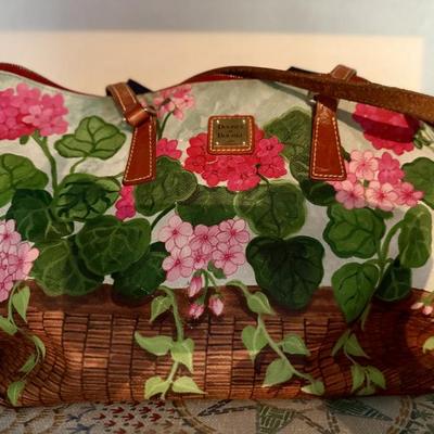 Sale Photo Thumbnail #250