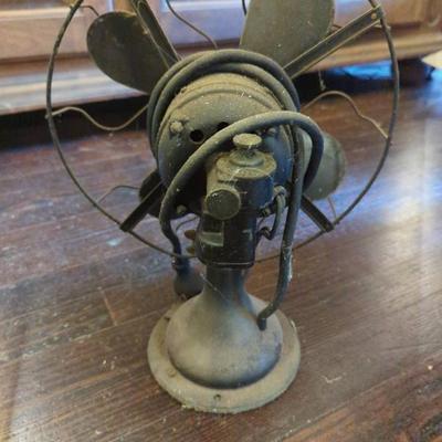 Sale Photo Thumbnail #765