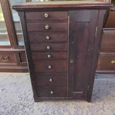 Sale Photo Thumbnail #689