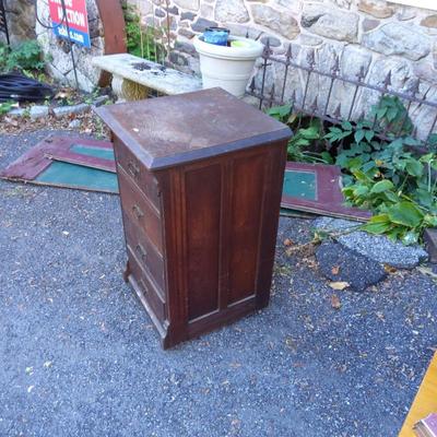 Sale Photo Thumbnail #693