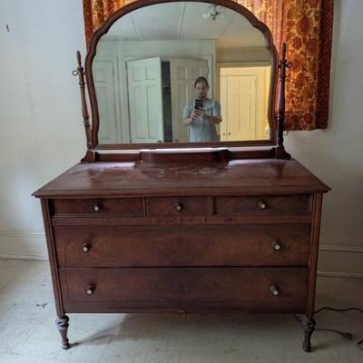 Sale Photo Thumbnail #528