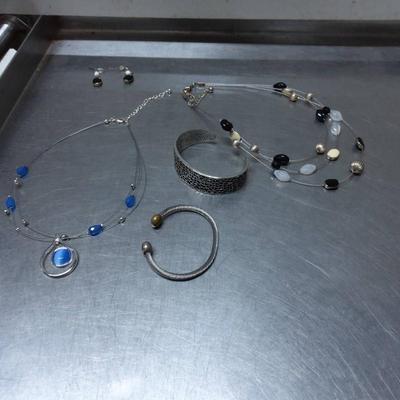 Sale Photo Thumbnail #450