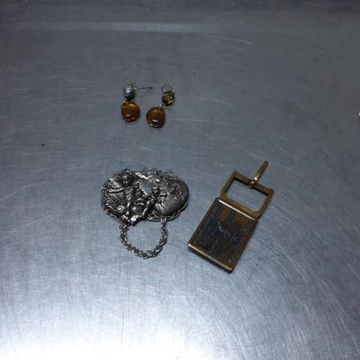 Sale Photo Thumbnail #510