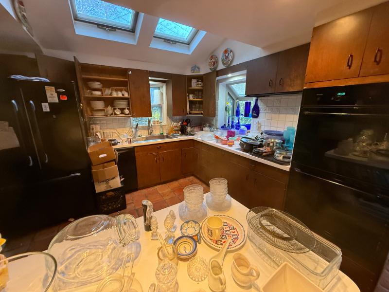 Sale Photo Thumbnail #13