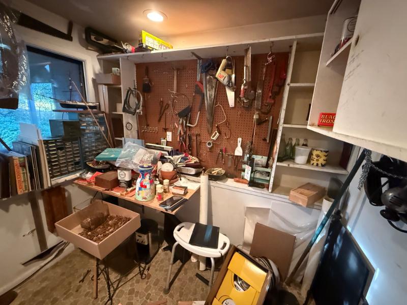 Sale Photo Thumbnail #20