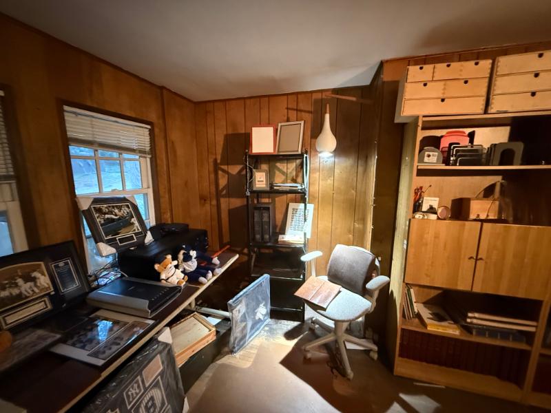 Sale Photo Thumbnail #30