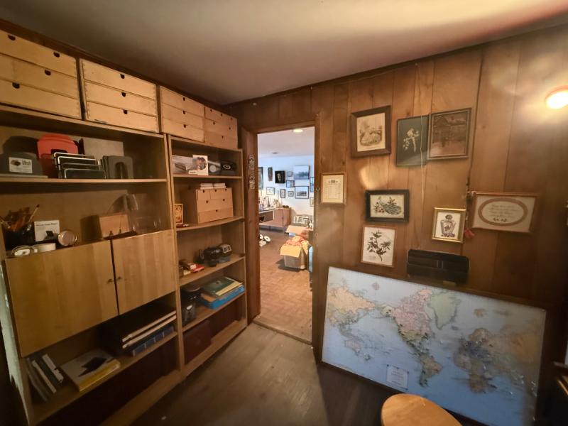 Sale Photo Thumbnail #31