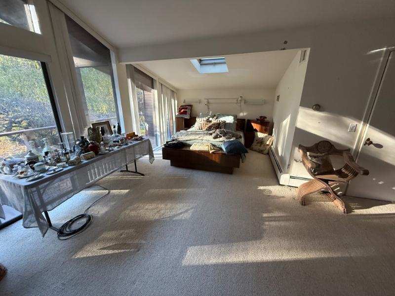 Sale Photo Thumbnail #40