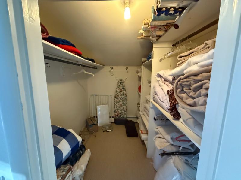 Sale Photo Thumbnail #41