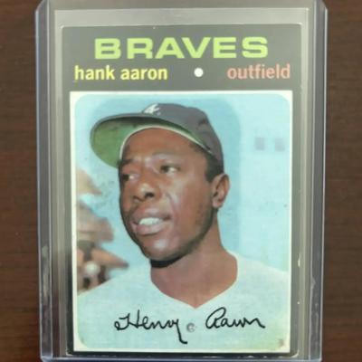 1971 Topps Baseball Card. Hank Aaron - Atlanta Braves. Card #400