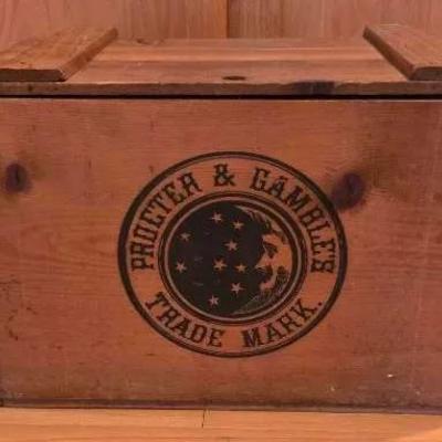 Vintage Proctor & Gamble Ivory Soap Wood Hinged Lid Advertising Crate Box