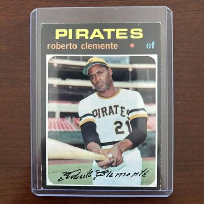 1971 Topps Baseball Card. Roberto Clemente - Pittsburgh Pirates. Card #630