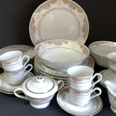 “Fontaine” Pattern M Fine China, japan