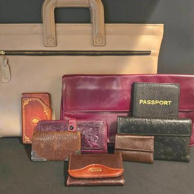 Assortment Of Vintage Leather And Vinyl Items (8)