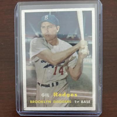 1957 Topps Baseball Card. Gil Hodges. Brooklyn Dodgers. Card #80