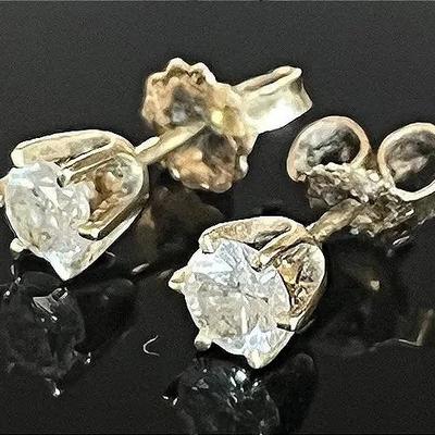 14K Yellow Gold Diamond Stud Earrings 
