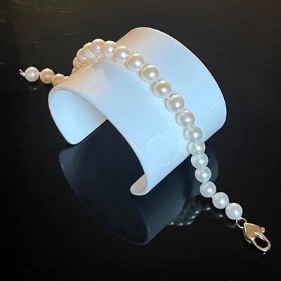 14K 585 Yellow Gold Genuine Cultured Pearl Bracelet 