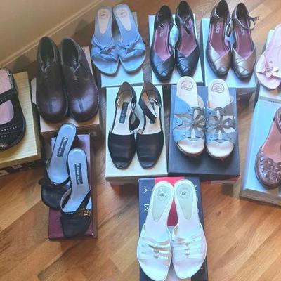 Women's Shoes S -7.5, 8, 8.5, 9.5 