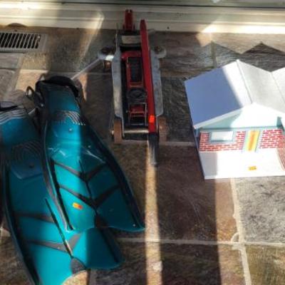 Sale Photo Thumbnail #322